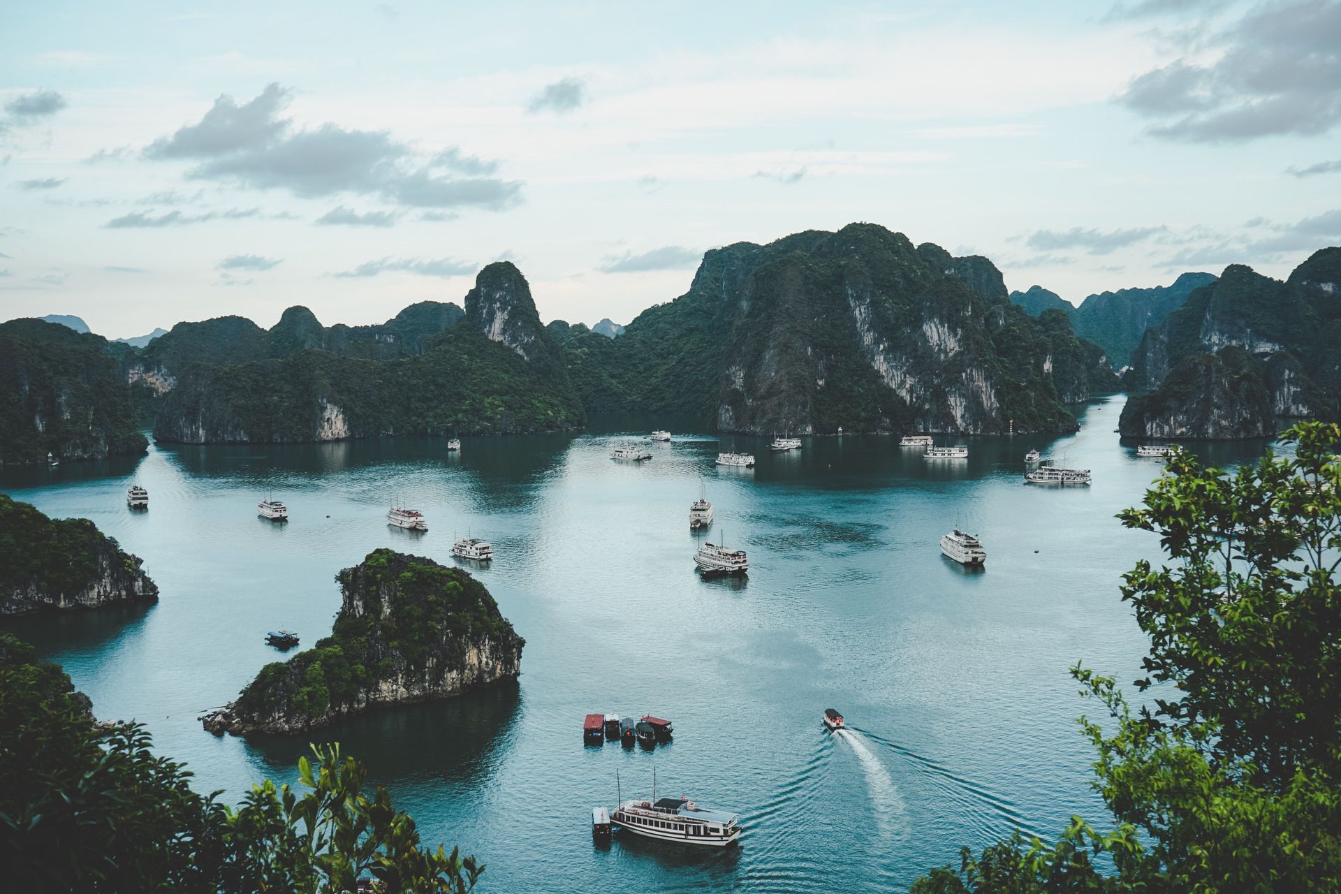 Viaja en grupo a Vietnam con gente de tu edad con WeRoad y descubre el país de Hanoi a Ho Chi Minh City