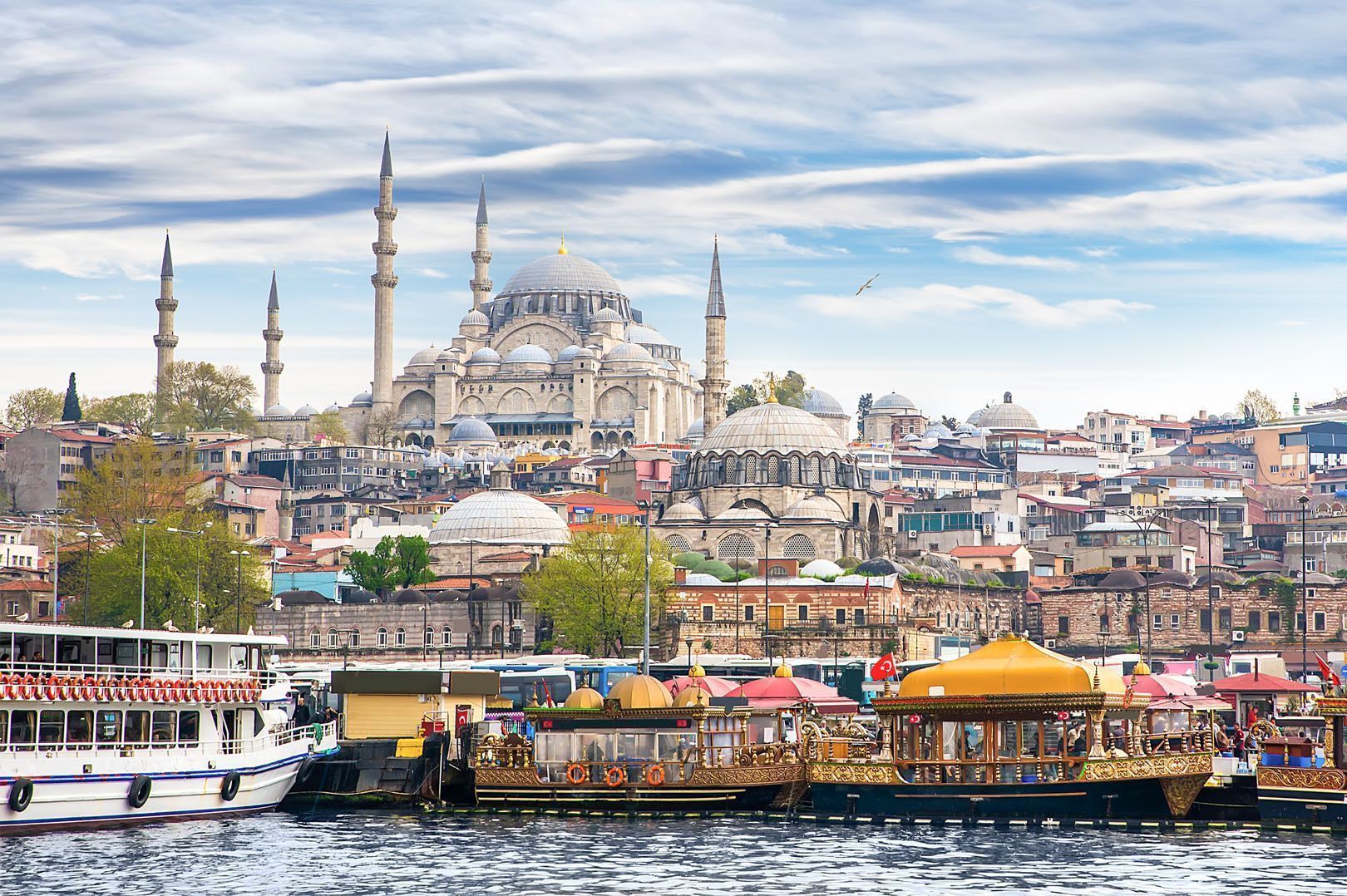 Discover WeRoad group trips to the Middle East
