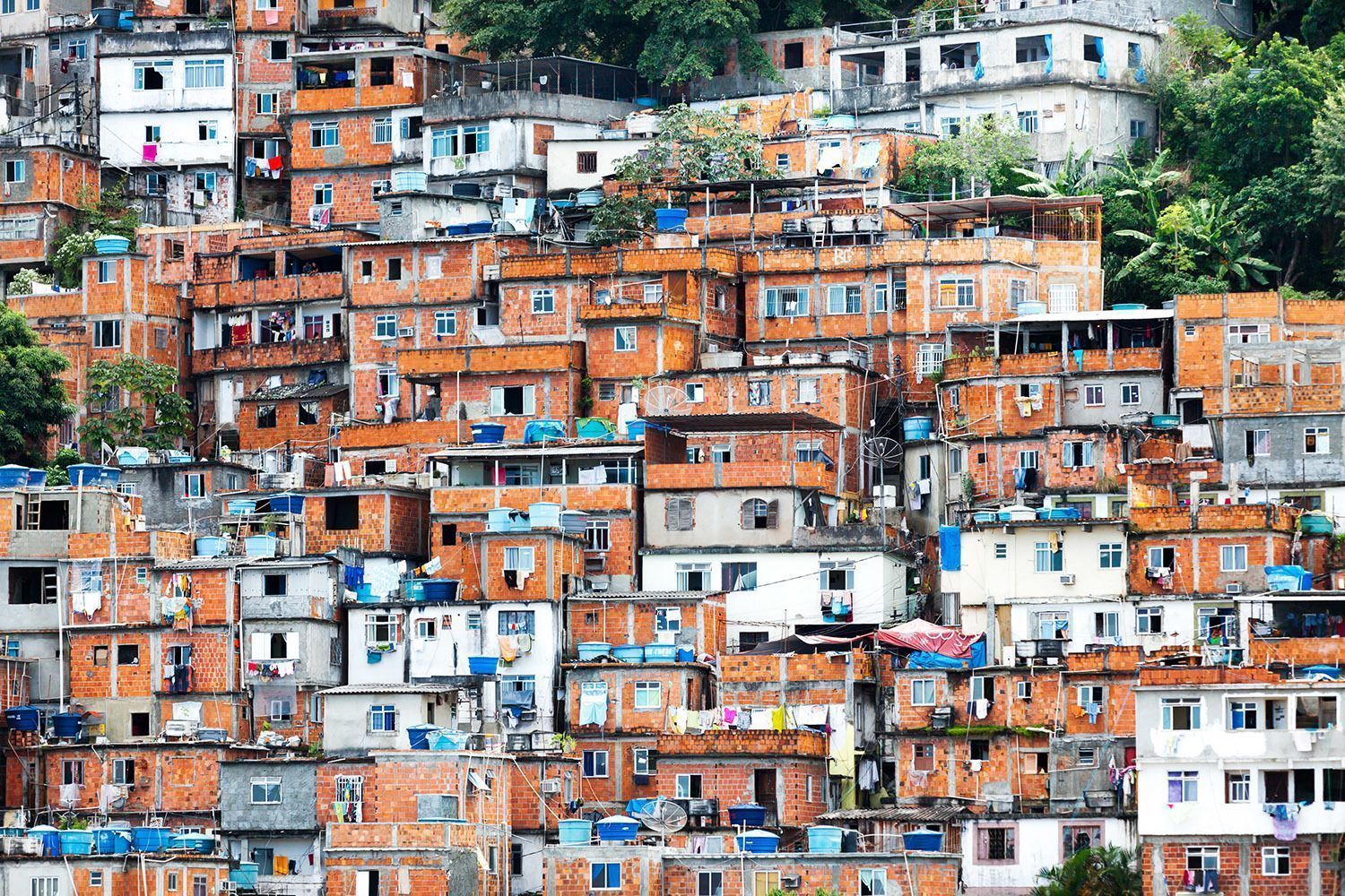Brasile-city-center-houses