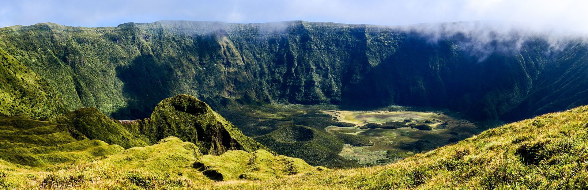 azores-landscape-mountain-summer