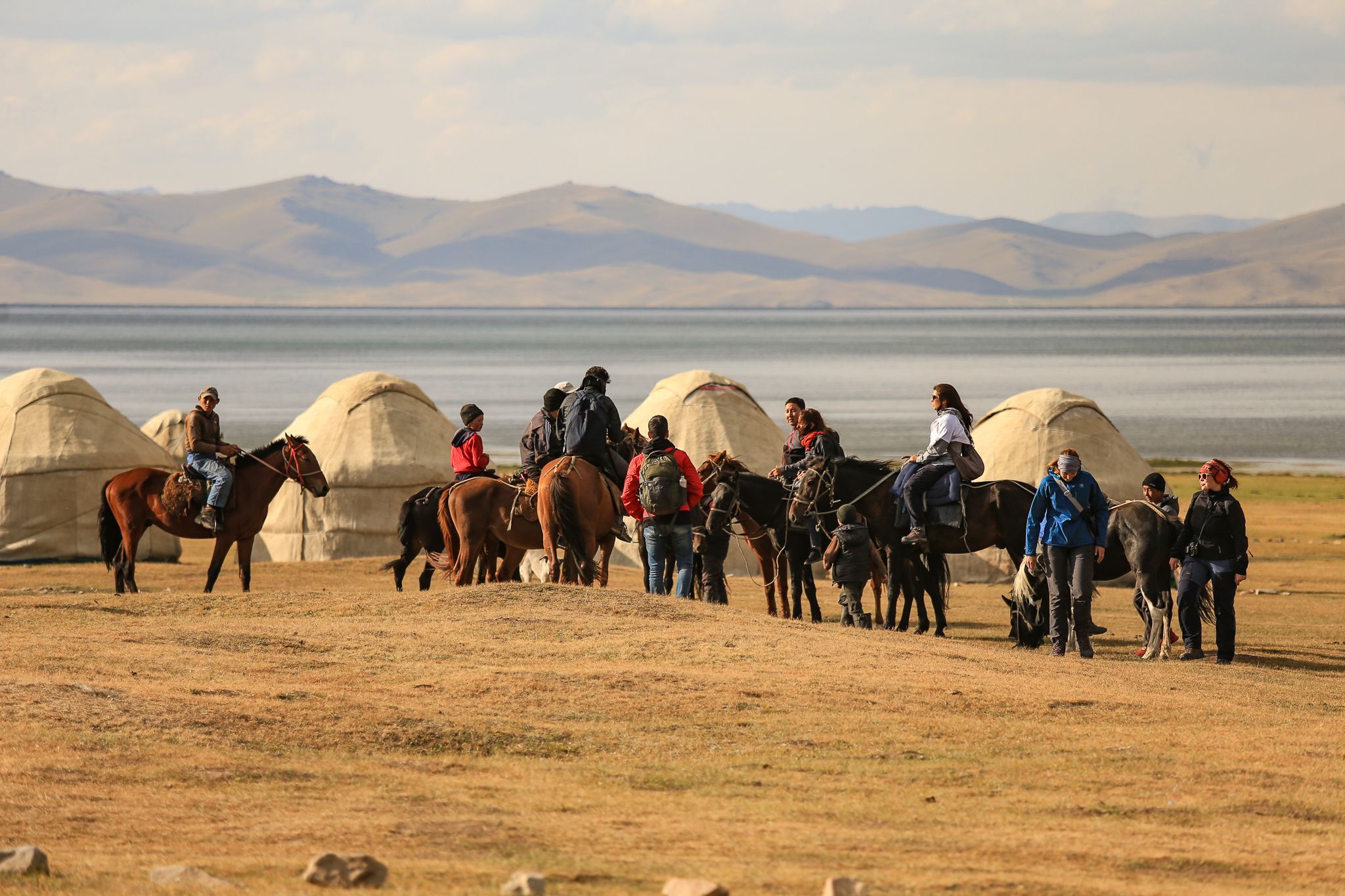 Kirghizistan 360°: alle porte dell'Asia tra popoli nomadi e natura selvaggia