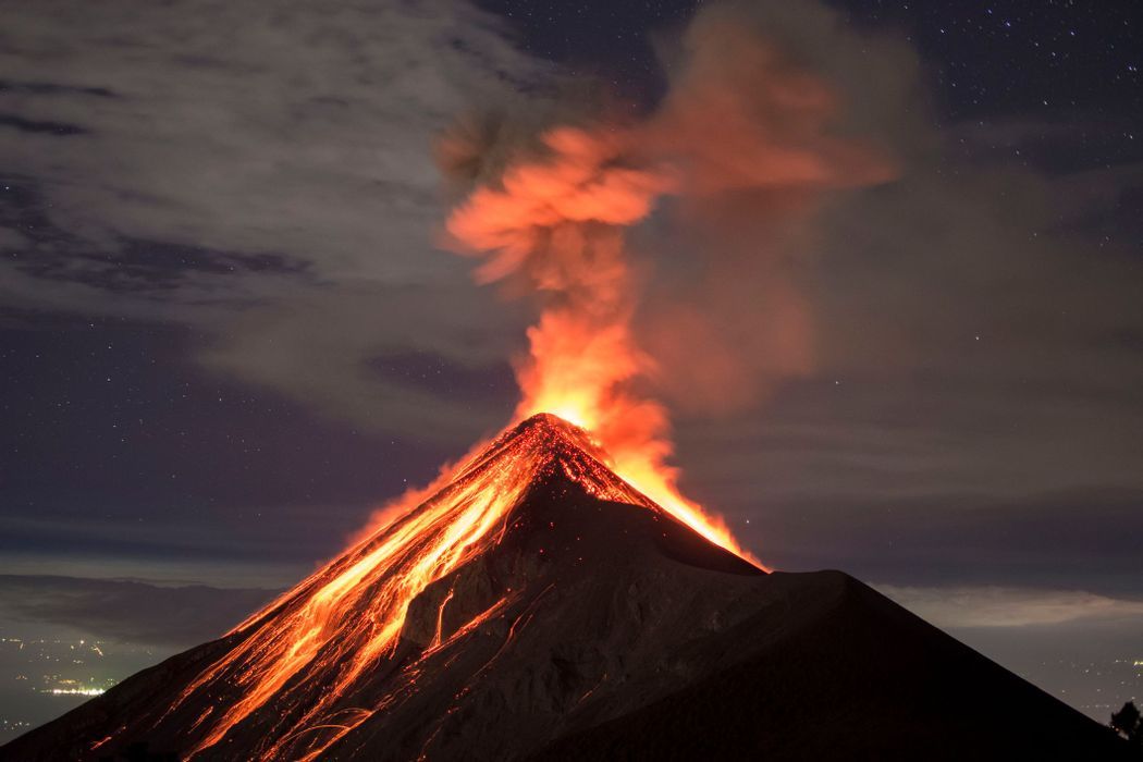 Guatemala and Belize: Volcanoes, Ruins, and Caribbean Vibes