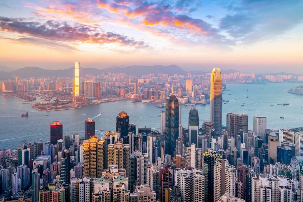 Hong Kong 360: City Lights & Island Life