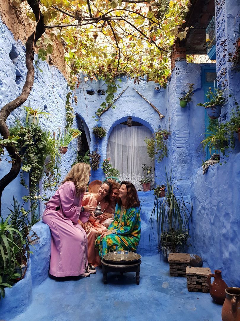 morocco-blue-city-traditions-group-spring