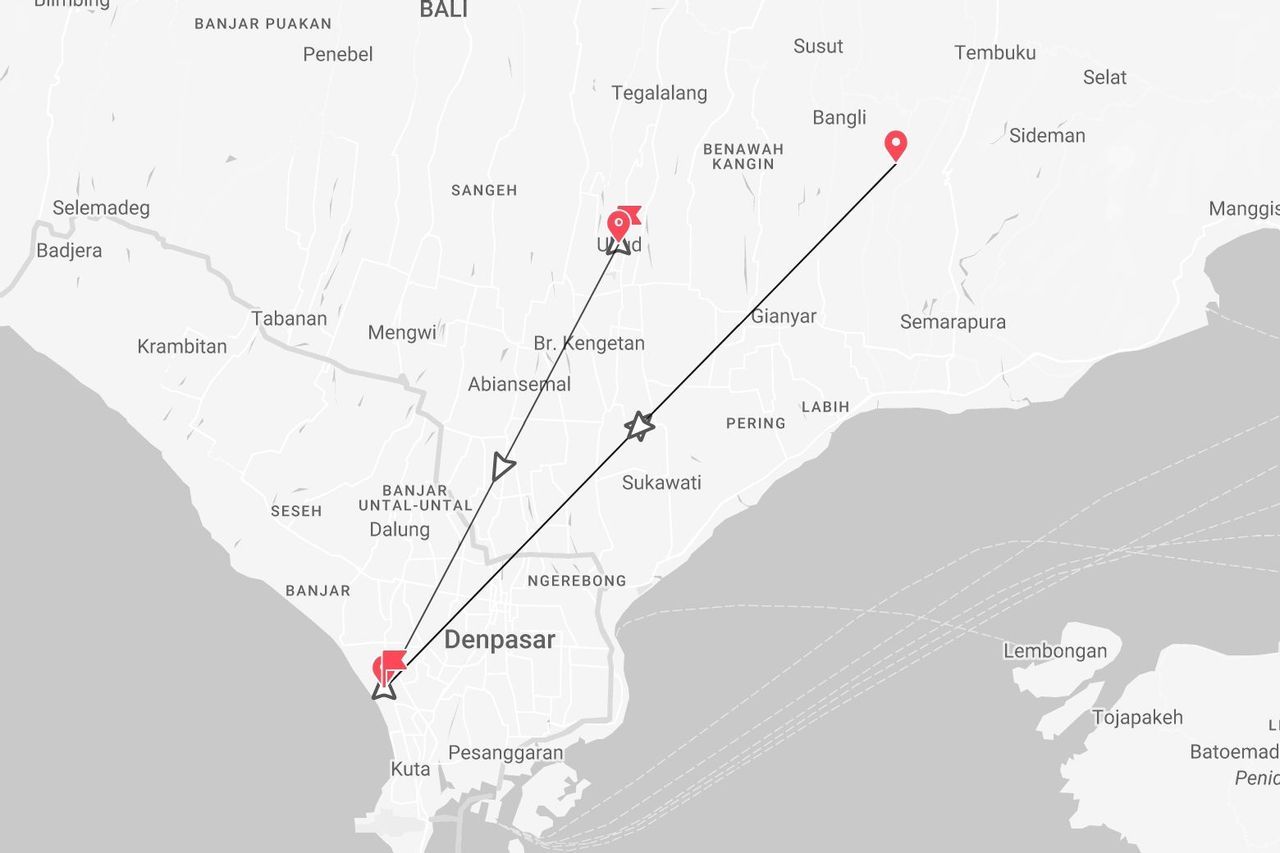 Eine Karte von Bali, die eine Reiseroute veranschaulicht, die in Denpasar beginnt, über Ubud führt und in der Nähe von Bangli endet.