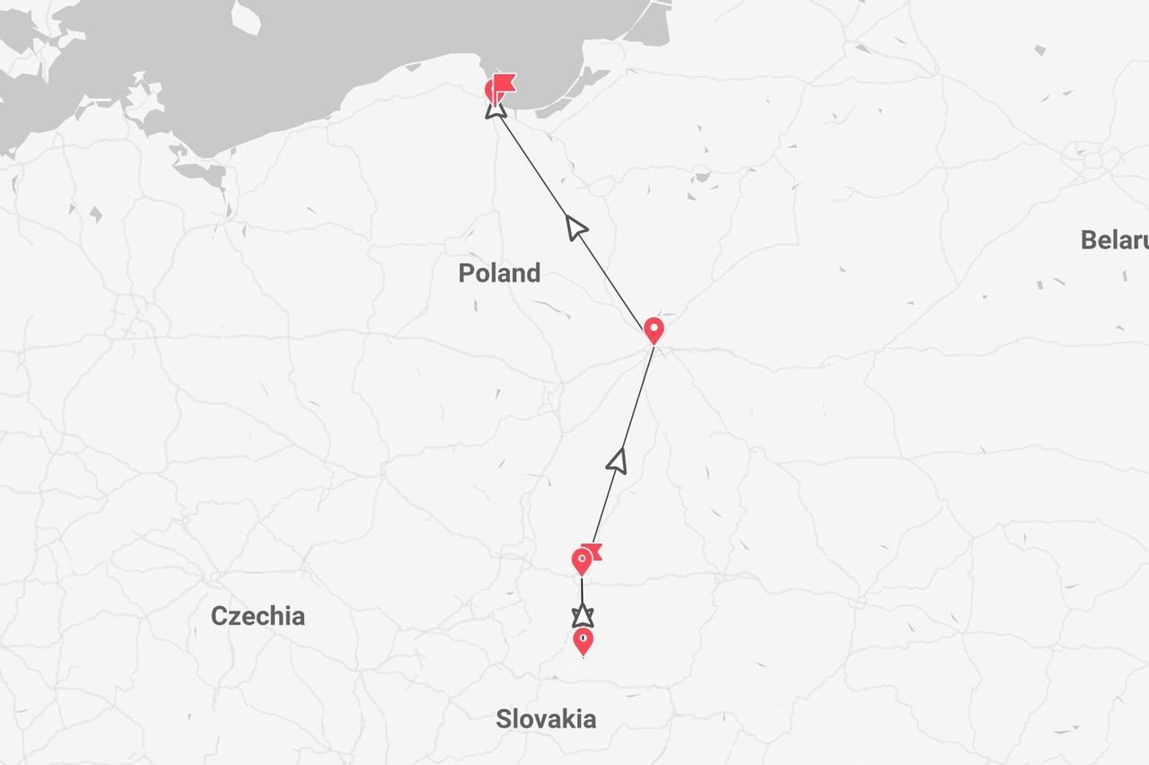 Eine Karte, die eine Reiseroute mit Stecknadeln und Pfeilen zeigt, beginnend in Nordpolen und endend in der Slowakei.