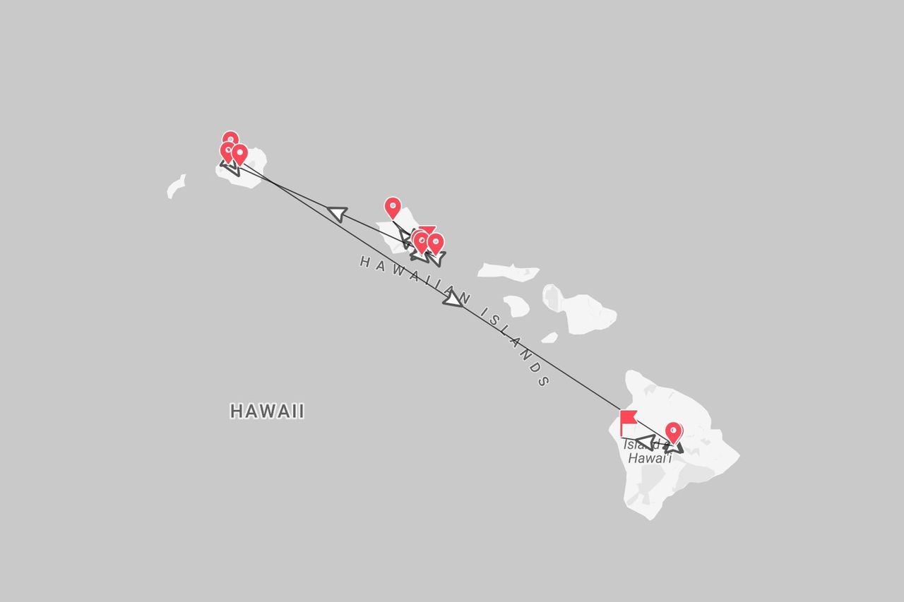 Eine minimalistische Karte der hawaiianischen Inseln, die eine Reiseroute mit einer schwarzen Linie und roten Ortsmarkierungen zeigt.