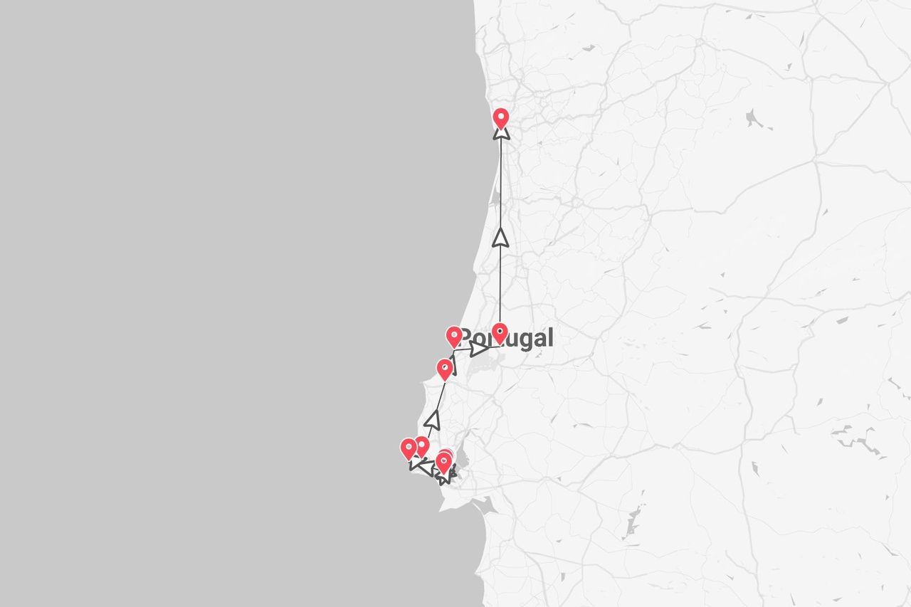 Mapa de Portugal que muestra un itinerario de viaje con paradas marcadas con chinchetas rojas a lo largo de la costa.
