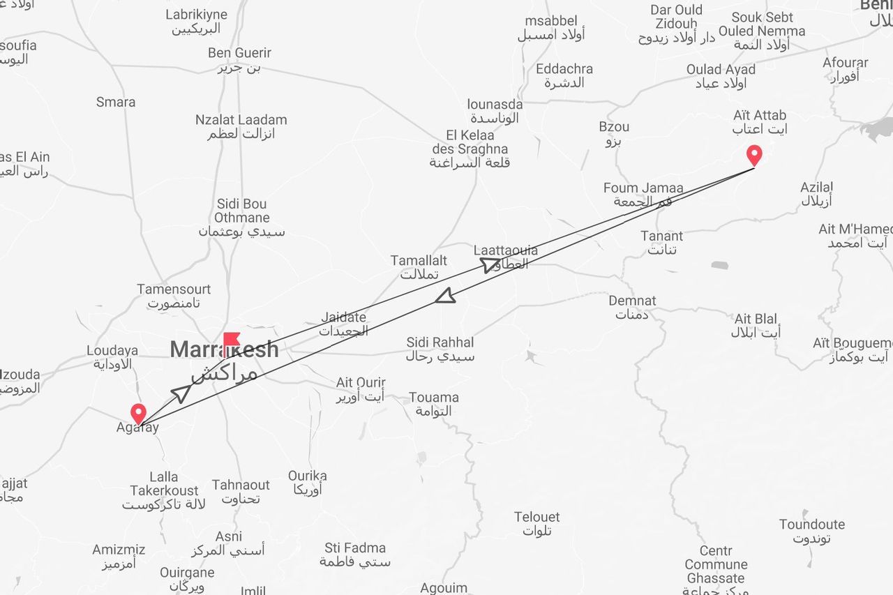 Un mapa mostrando una ruta de viaje en Marruecos, comenzando en Marrakech y pasando por Agafay antes de terminar cerca de Ait Attab.