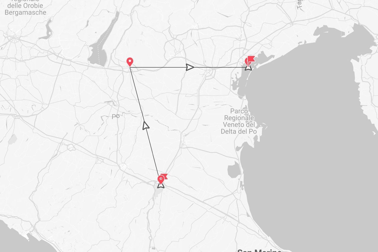 Un mapa del Norte de Italia que muestra una ruta de viaje triangular con tres paradas cerca del Parque Regional Veneto del Delta del Po.