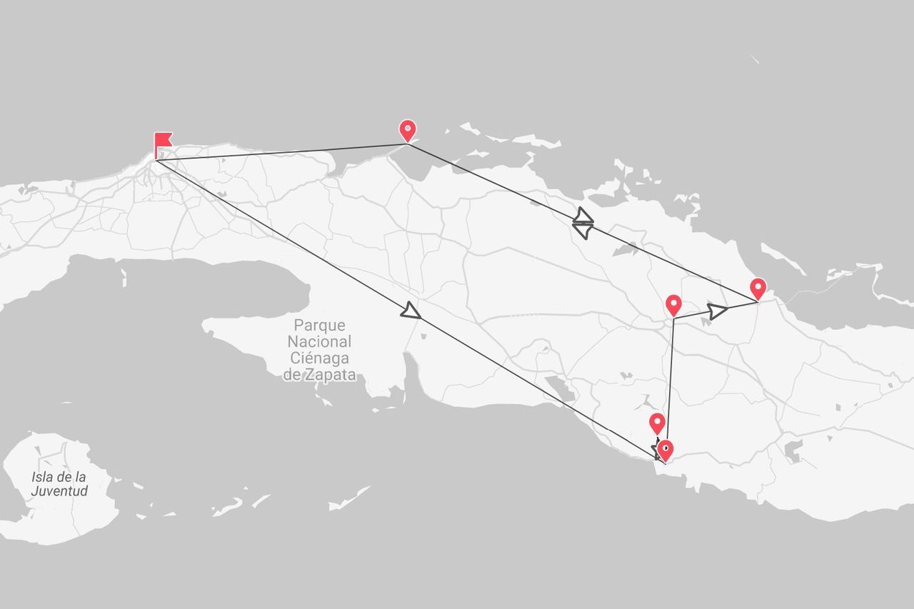 Un mapa de Cuba mostrando un itinerario de viaje con marcadores de ubicación y líneas, destacando el Parque Nacional Ciénaga de Zapata.