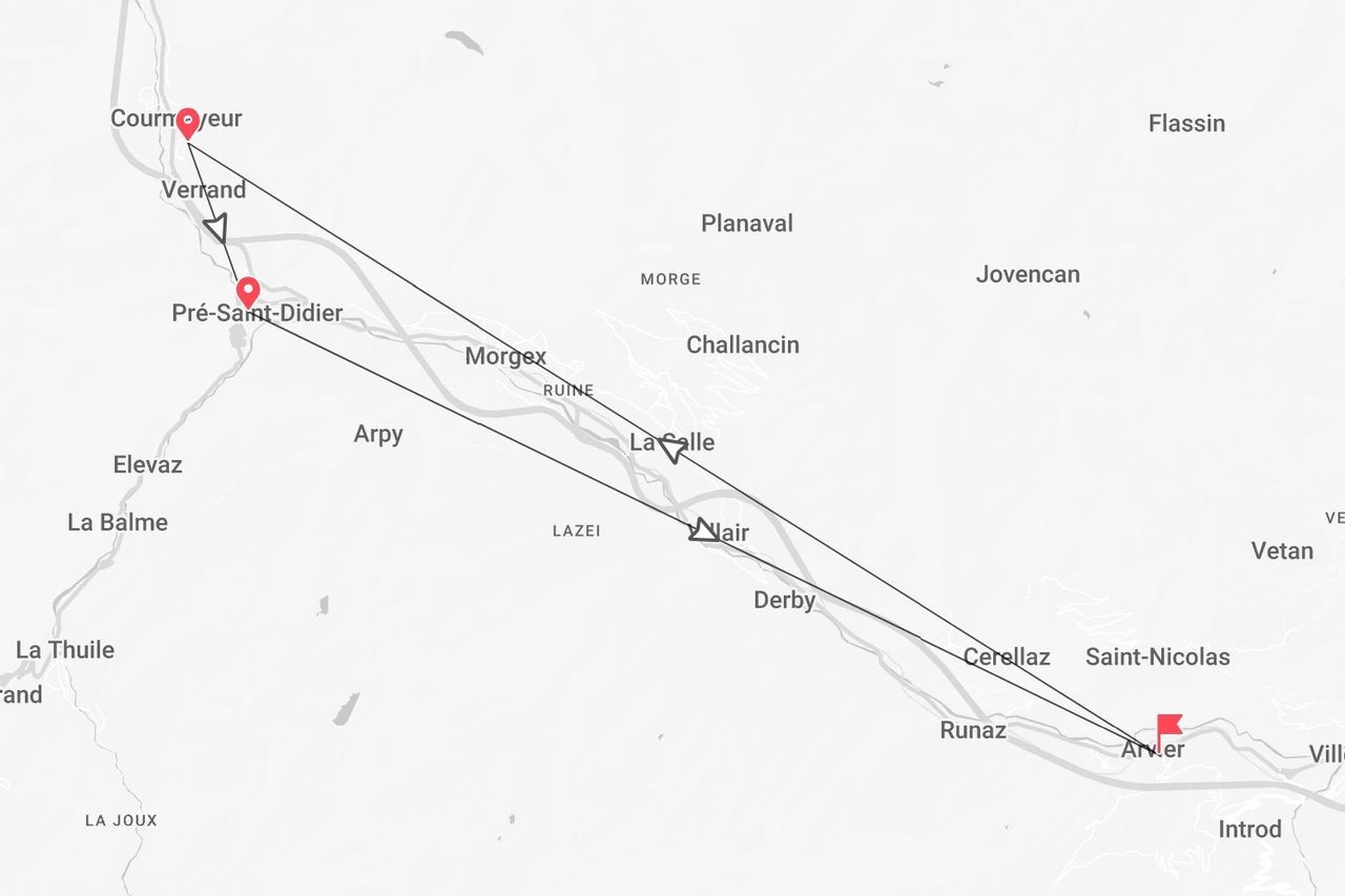 Una mappa che mostra un itinerario di viaggio contrassegnato con segnaposto tra Courmayeur, Pré-Saint-Didier, La Salle e Arvier.