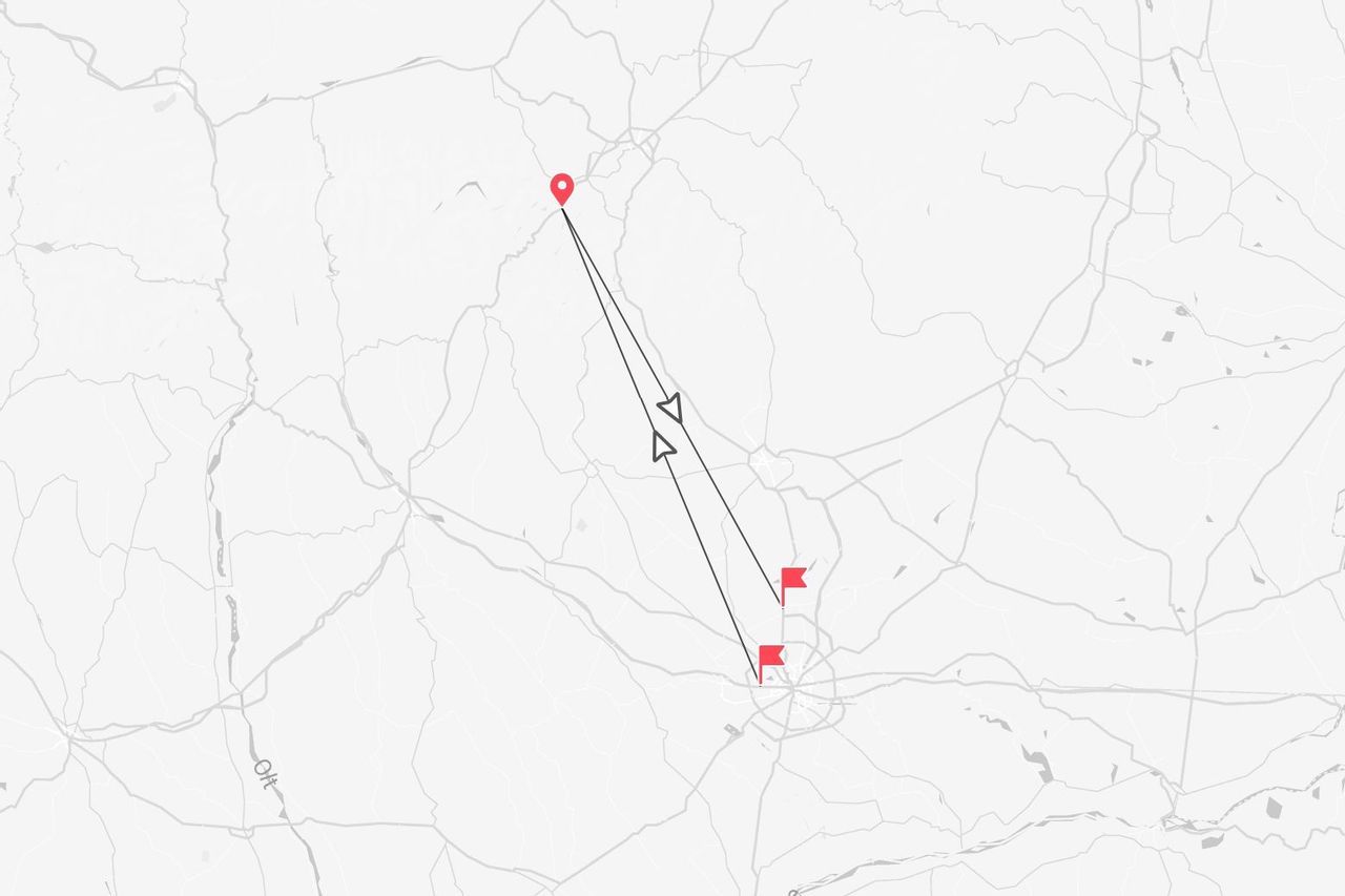 Mappa di un itinerario di volo con punto di partenza e due destinazioni, vicino al fiume Olt.