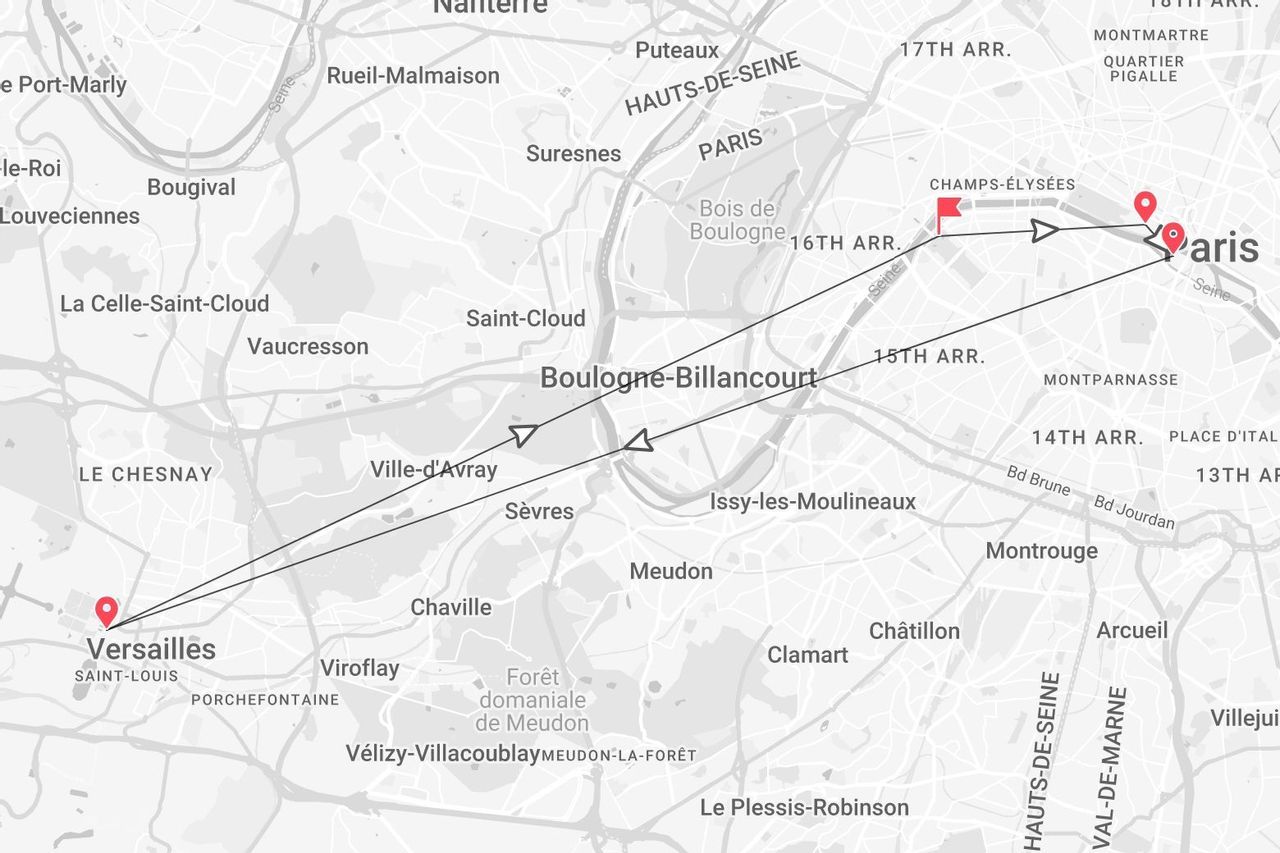 Mappa di un itinerario di viaggio pianificato da Versailles al centro di Parigi.