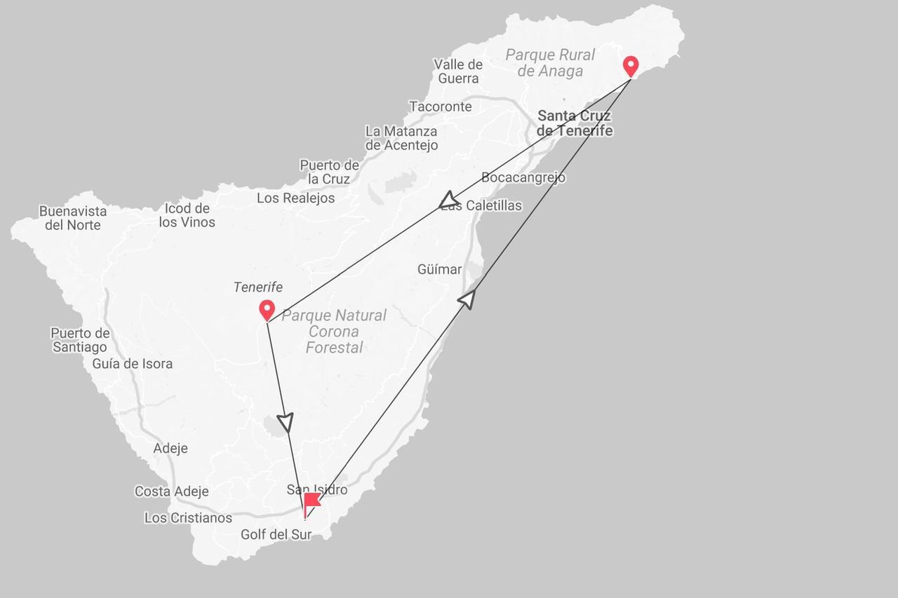 Una mappa di Tenerife che mostra un itinerario di viaggio con tappe a Santa Cruz de Tenerife, Parque Natural Corona Forestal e San Isidro.