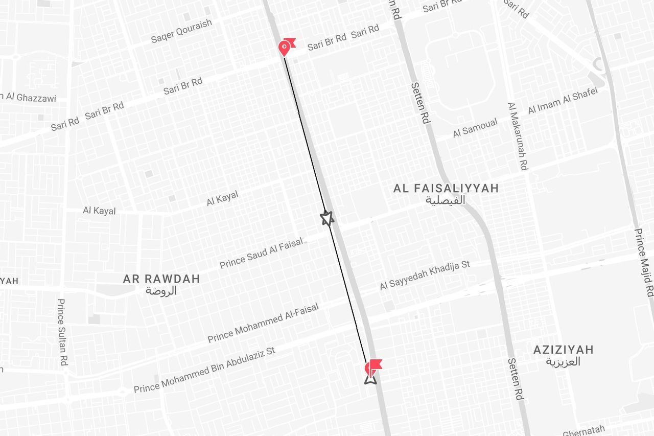 Une carte numérique montrant un itinéraire passant par les quartiers d'Al Faisaliyyah et d'Ar Rawdah.