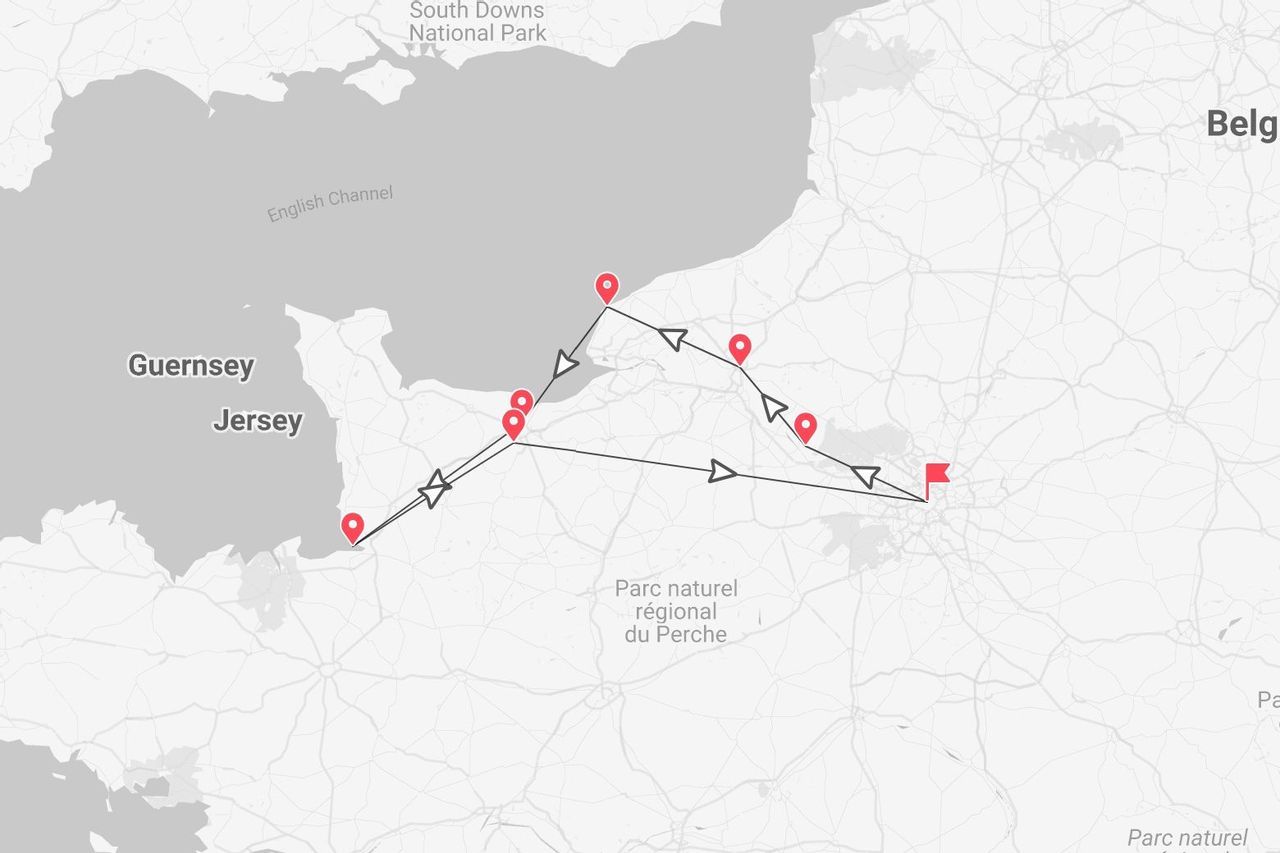 Una mappa che mostra un itinerario turistico attraverso la Francia settentrionale, contrassegnata da puntine rosse dalla costa a una città interna.