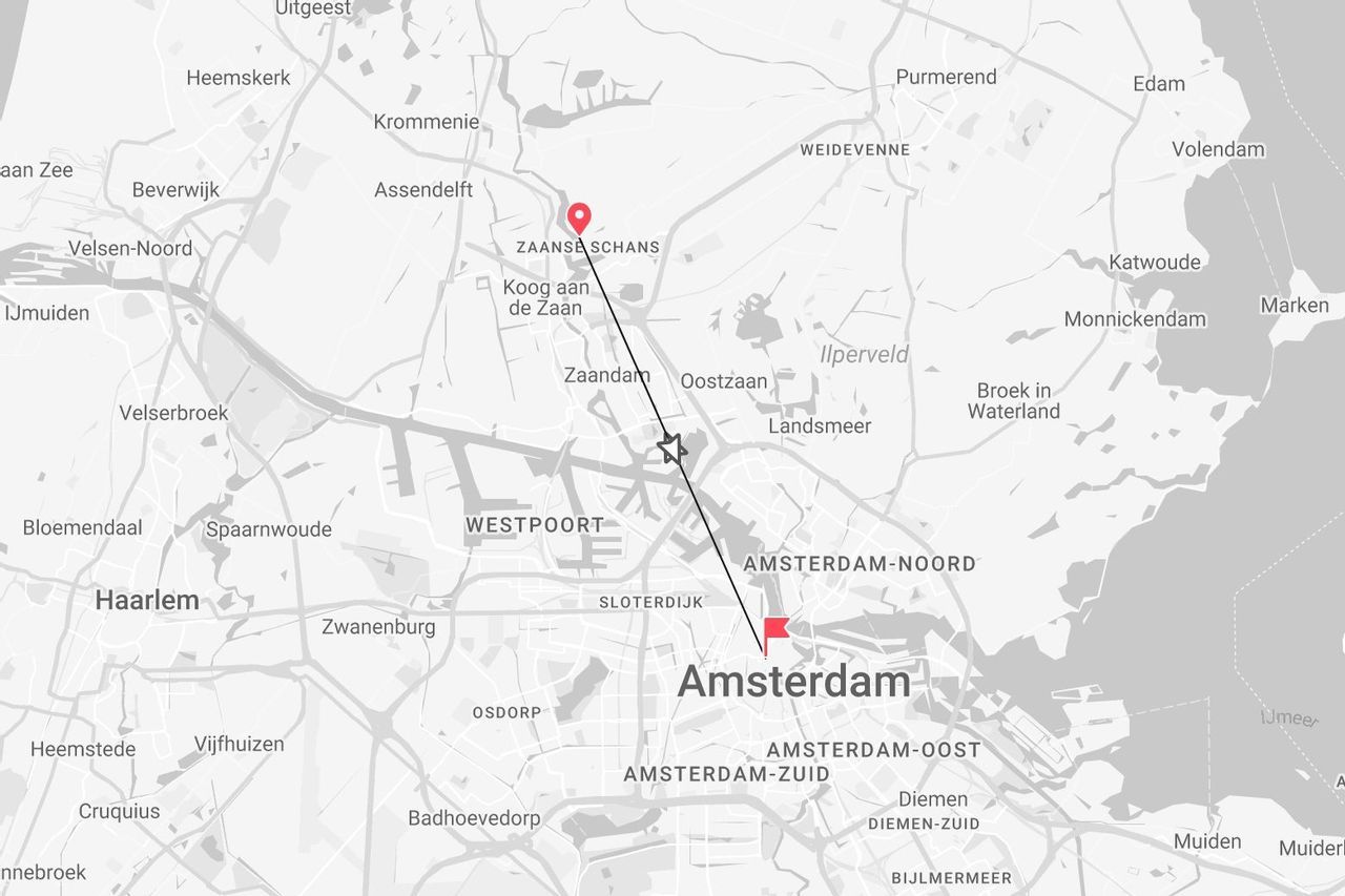 Un mapa que muestra una ruta desde Zaanse Schans hasta Ámsterdam en los Países Bajos.