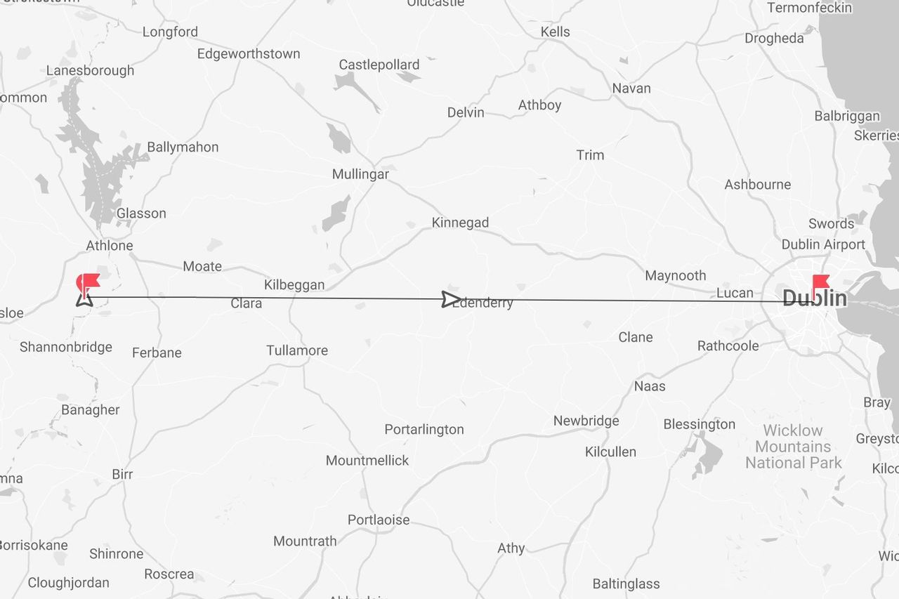 Una mappa dell'Irlanda che mostra un itinerario di viaggio segnato da Athlone a Dublino.
