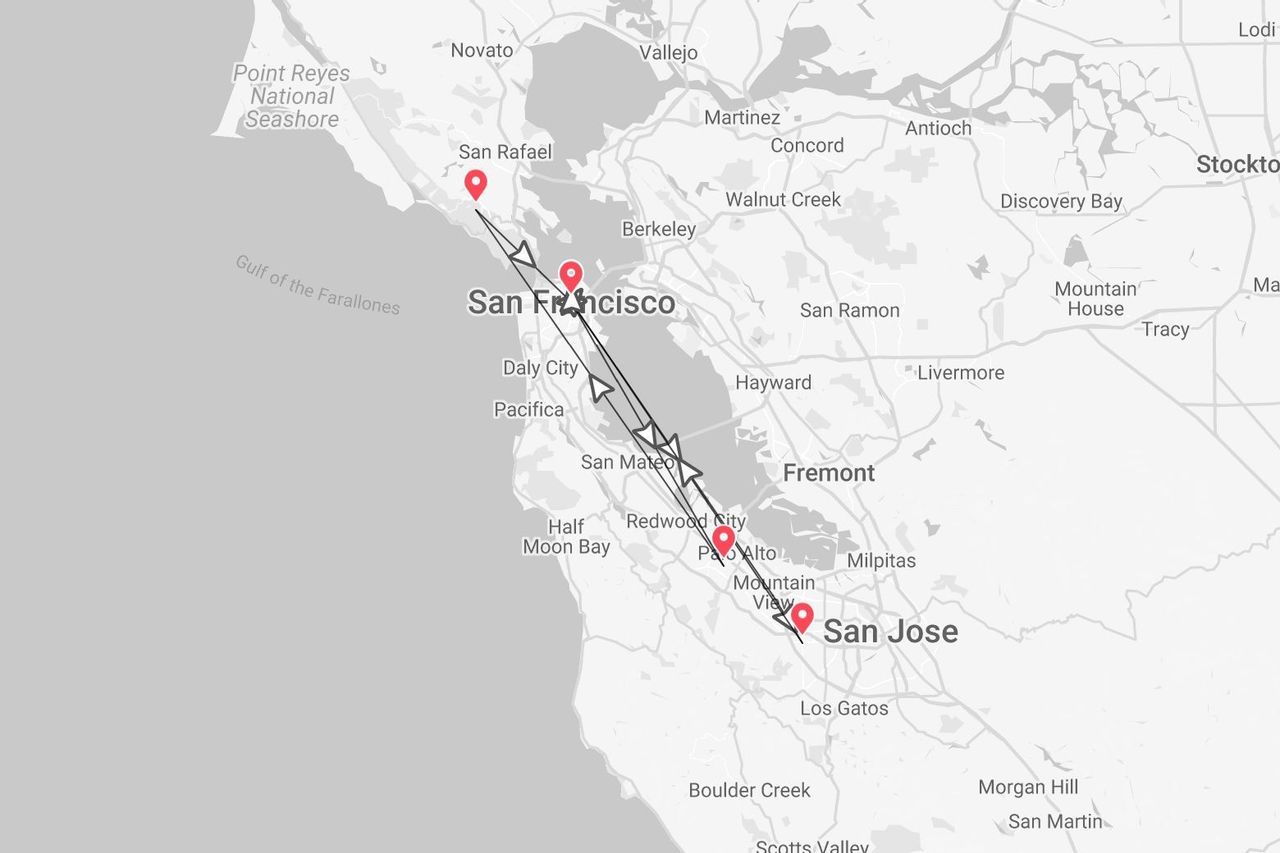 Una mappa della Bay Area di San Francisco che mostra un itinerario di viaggio che collega San Rafael, San Francisco, Palo Alto e San Jose.