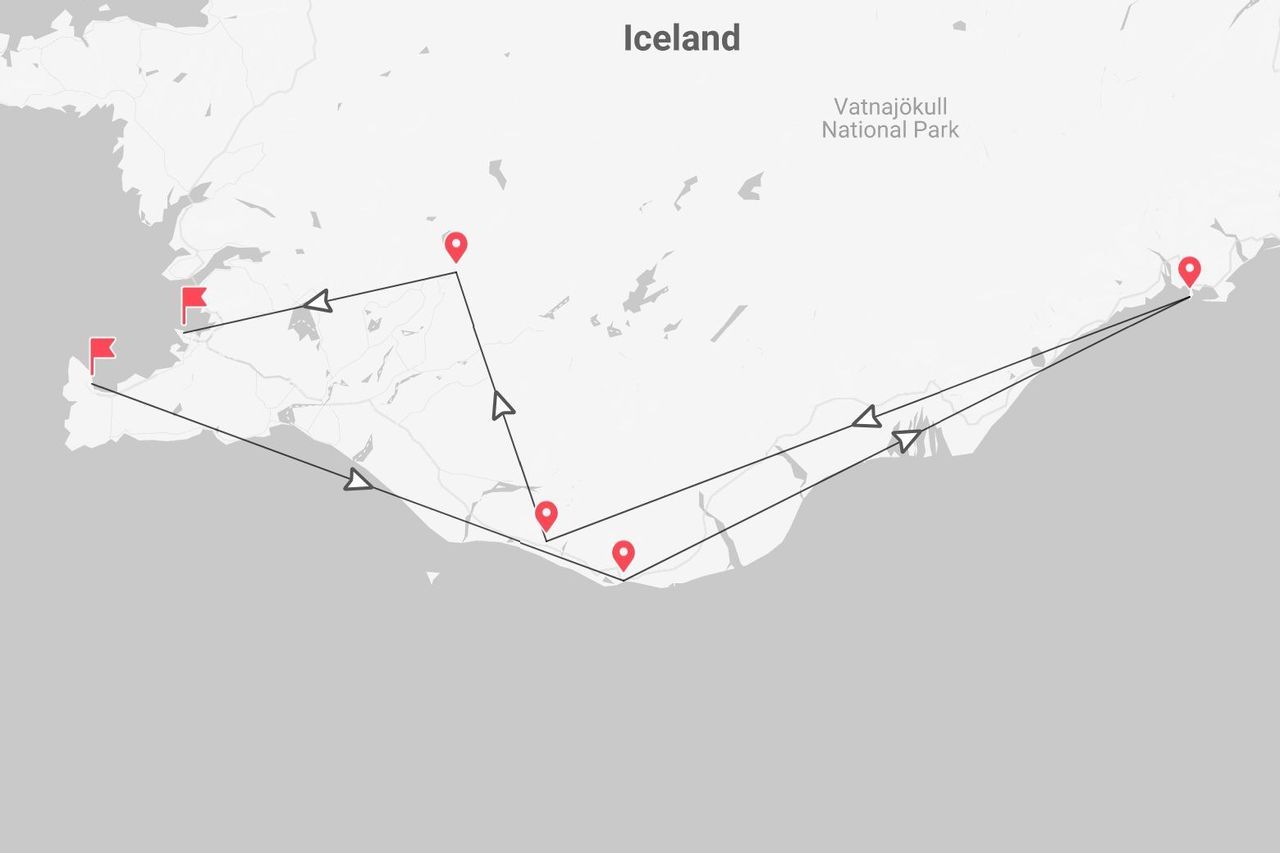 Una mappa dell'Islanda che mostra un itinerario di viaggio lungo la costa meridionale, passando per il Parco Nazionale Vatnajökull.