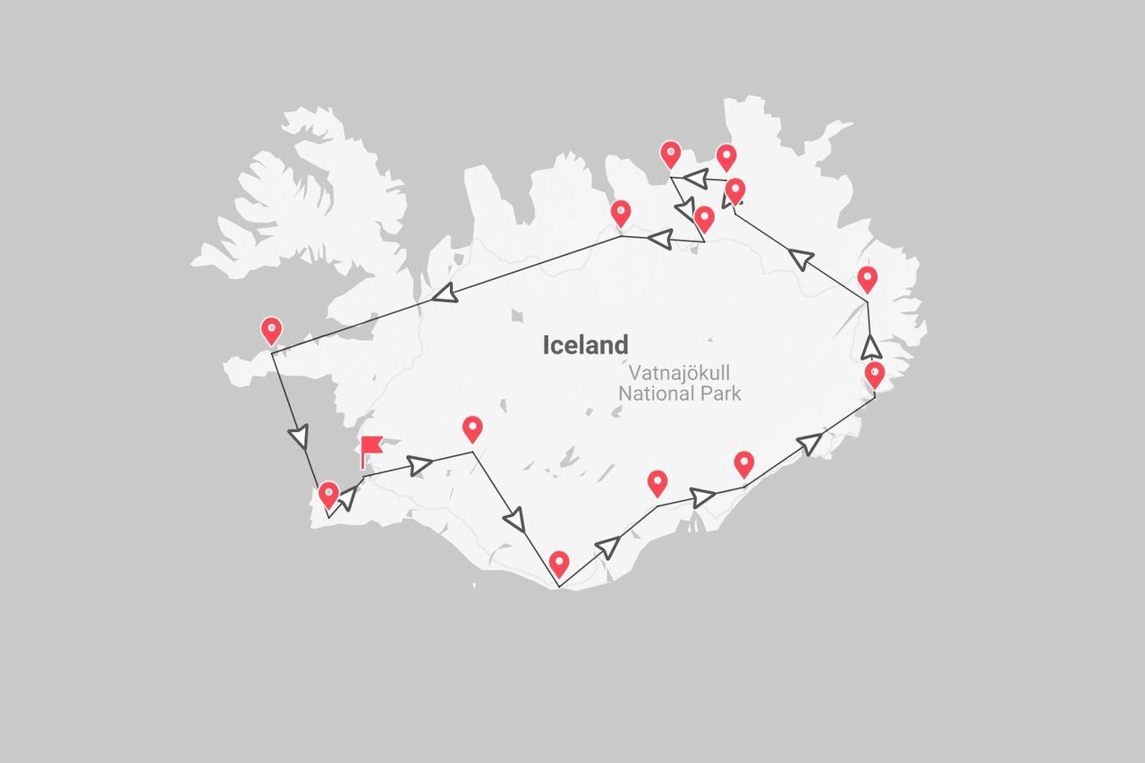Mappa dell'Islanda con itinerario di viaggio e tappe contrassegnate da segnaposto rossi, incluso il Parco Nazionale di Vatnajökull.