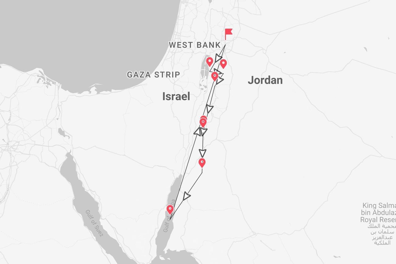 Una mappa che mostra un itinerario di viaggio attraverso Israele e Giordania, con tappe segnate lungo il percorso da nord a sud.