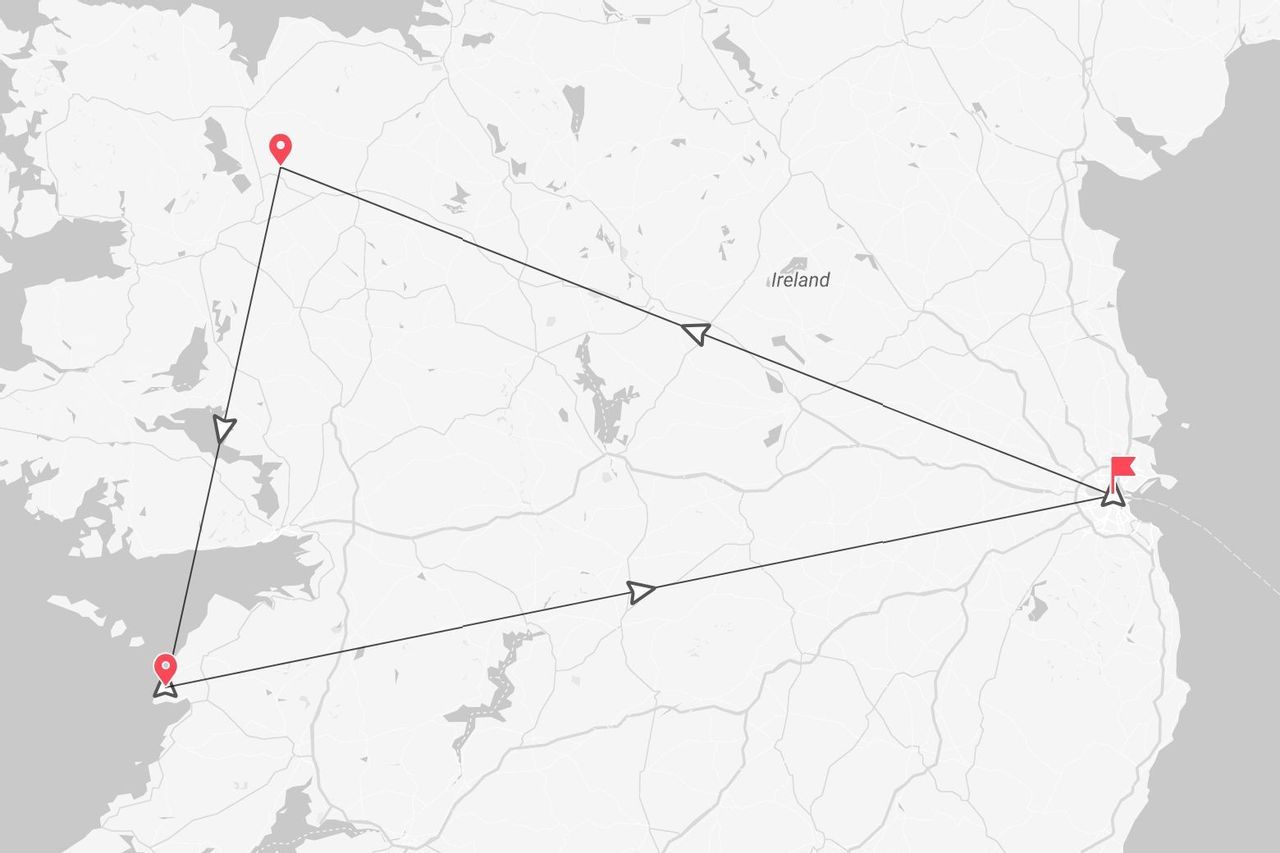 Une carte de l'Irlande affichant un itinéraire de voyage triangulaire en trois étapes, commençant et se terminant sur la côte est.