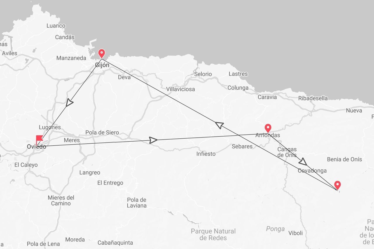 Un mapa del norte de España mostrando una ruta de viaje con puntos de interés en Oviedo, Gijón, Arriondas y Covadonga.