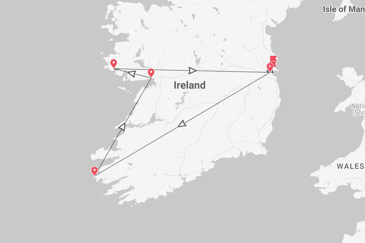 Una mappa dell'Irlanda che mostra un itinerario di viaggio ad anello, segnato da puntine rosse e frecce direzionali.