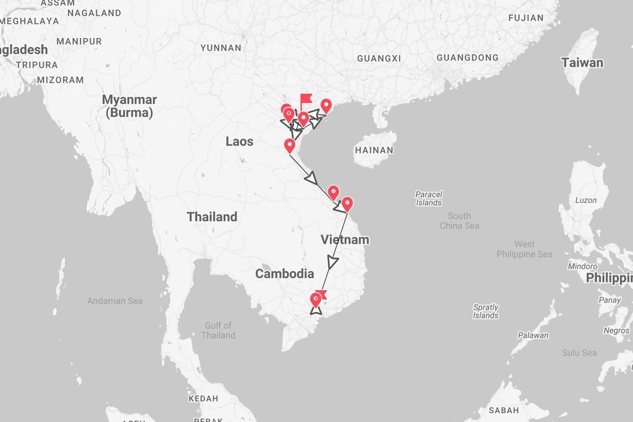 Une carte de l'Asie du Sud-Est mettant en évidence un itinéraire de voyage qui va du nord au sud du Vietnam.
