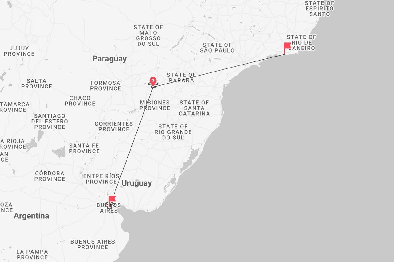 Una mappa che mostra un itinerario di viaggio che collega Buenos Aires in Argentina, la provincia di Misiones e Rio de Janeiro in Brasile.