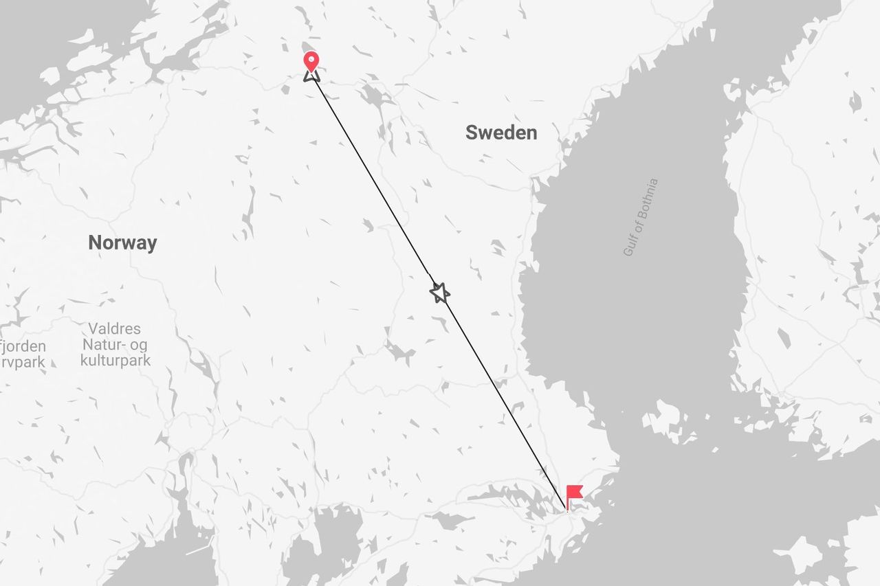 Una mappa semplificata che mostra un percorso di viaggio attraverso la Svezia, da un punto settentrionale a una città costiera meridionale. Parti della Norvegia sono visibili.