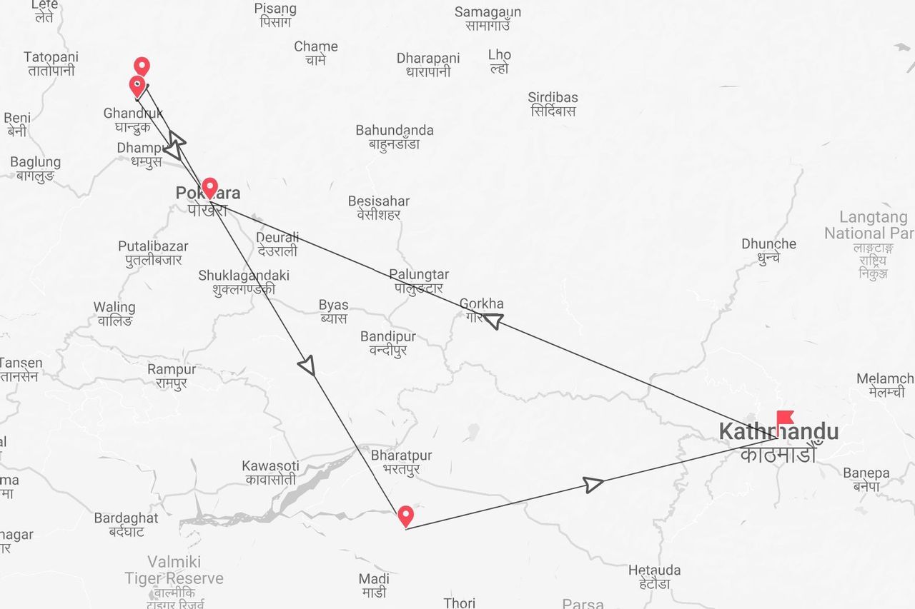 Une carte montrant un itinéraire de voyage au Népal, avec un parcours reliant Katmandou, Pokhara et Ghandruk par des épingles rouges.