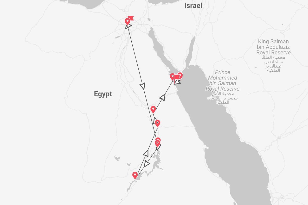 Una mappa che mostra un itinerario turistico attraverso l'Egitto, dal nord al sud, con puntine rosse che segnano le varie tappe lungo il percorso.