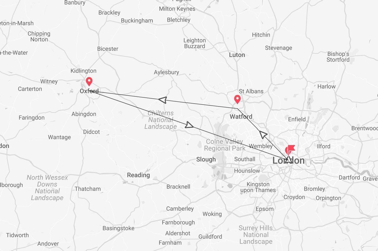 Eine Karte, die eine Reiseroute durch London, Watford und Oxford in England zeigt.
