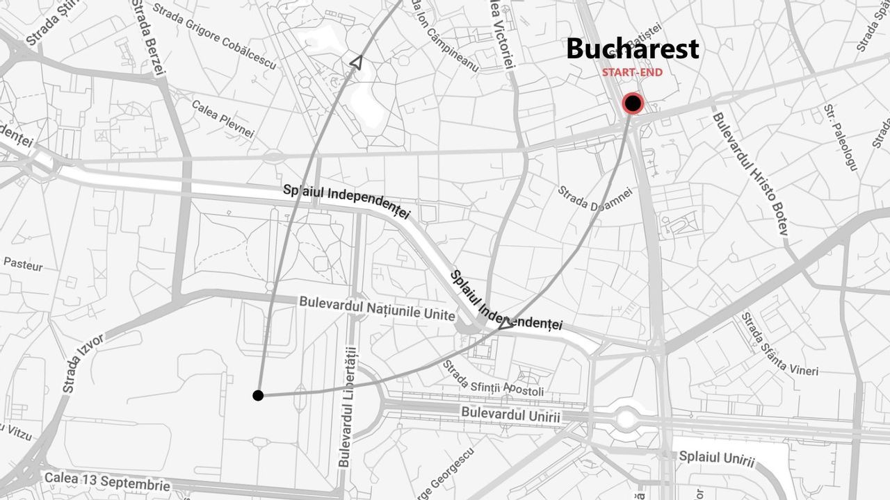 Mapa callejero en escala de grises de Bucarest, Rumanía, que muestra una ruta destacada con un punto de inicio y fin combinado.