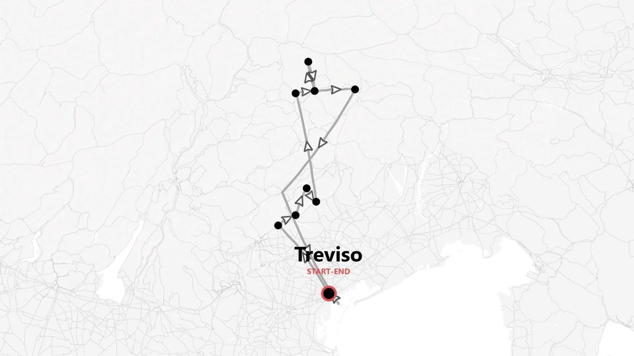 Un mapa minimalista que muestra el itinerario de viaje para un viaje que comienza y termina en Treviso, con paradas marcadas a lo largo de la ruta.