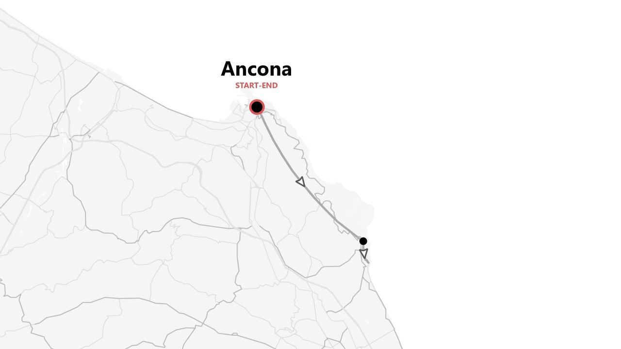 Una mappa minimalista che mostra un itinerario di viaggio con inizio e fine nella città costiera di Ancona.