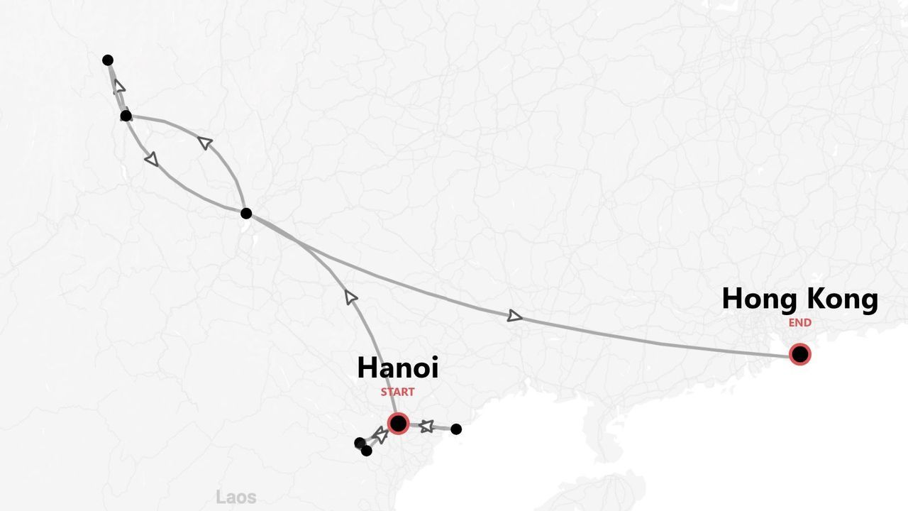 Una mappa che mostra un itinerario di viaggio con partenza da Hanoi e arrivo a Hong Kong.