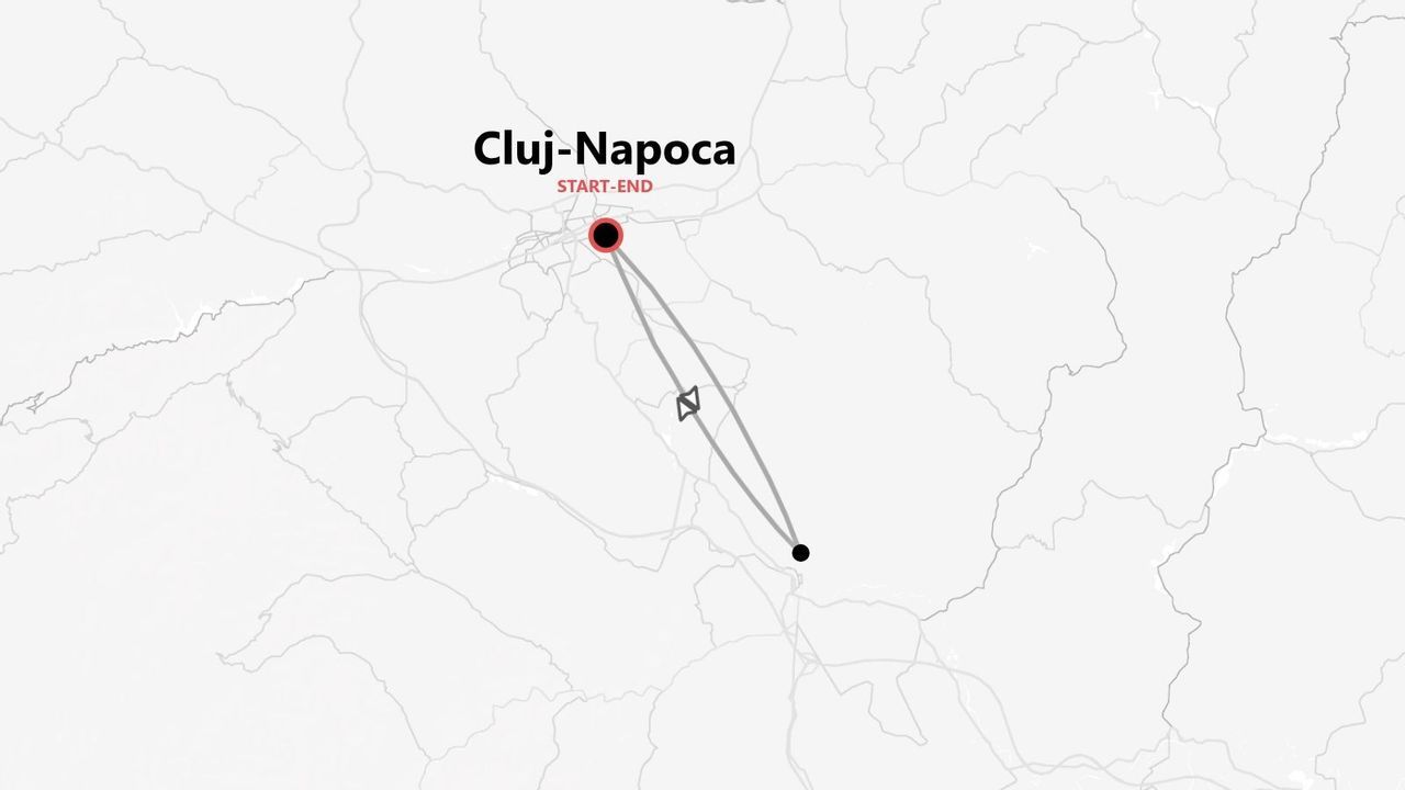Mappa minimalista: itinerario circolare con partenza e arrivo a Cluj-Napoca.