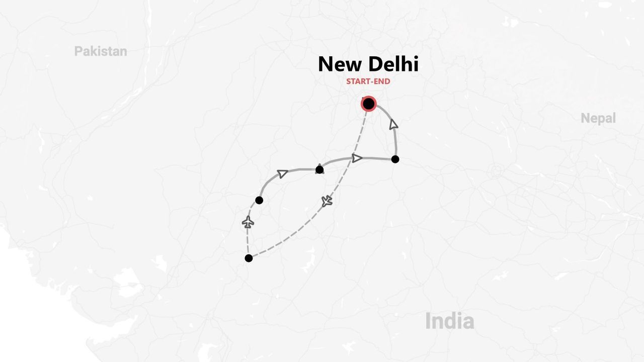 Mappa di un itinerario di viaggio in India, con inizio e fine a Nuova Delhi, indicante il percorso e le rotte aeree.