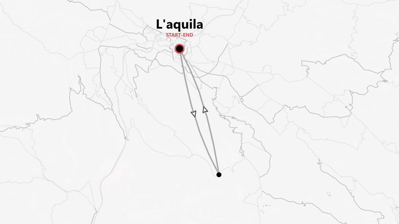Mappa minimalista di un itinerario di viaggio circolare con partenza e arrivo a L'Aquila.