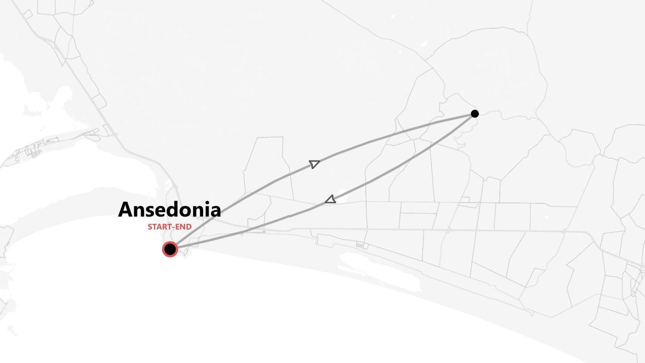 Una mappa in bianco e nero che mostra un itinerario di viaggio circolare con partenza e arrivo ad Ansedonia.