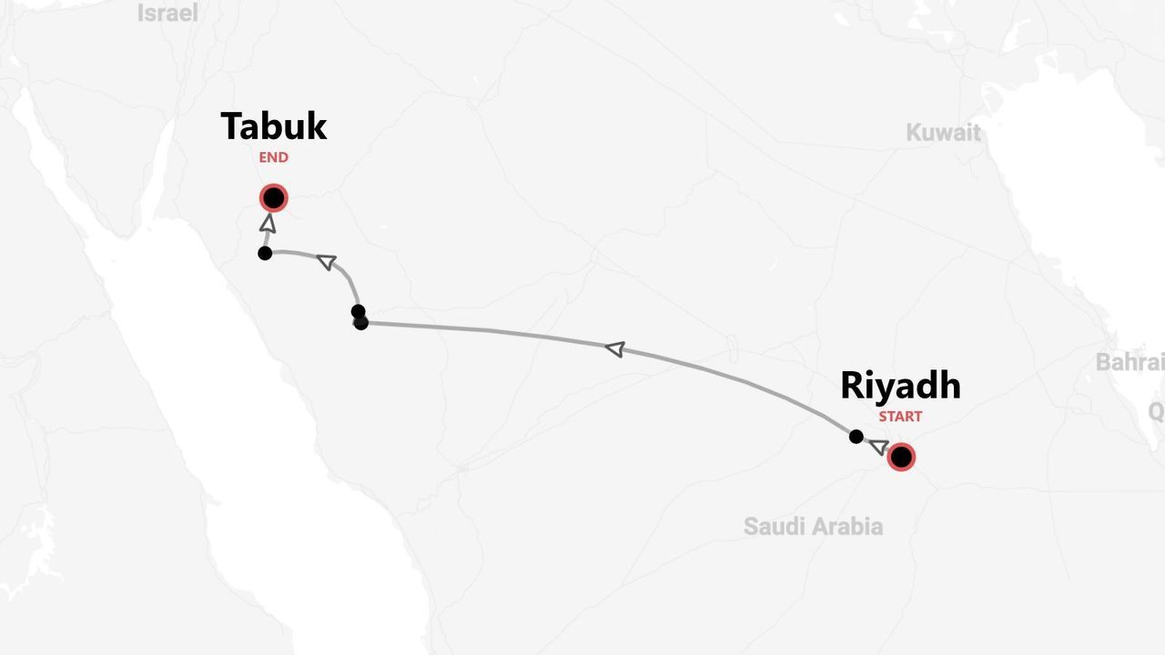 Una mappa dell'Arabia Saudita che mostra un itinerario di viaggio che inizia a Riyadh e termina a Tabuk.