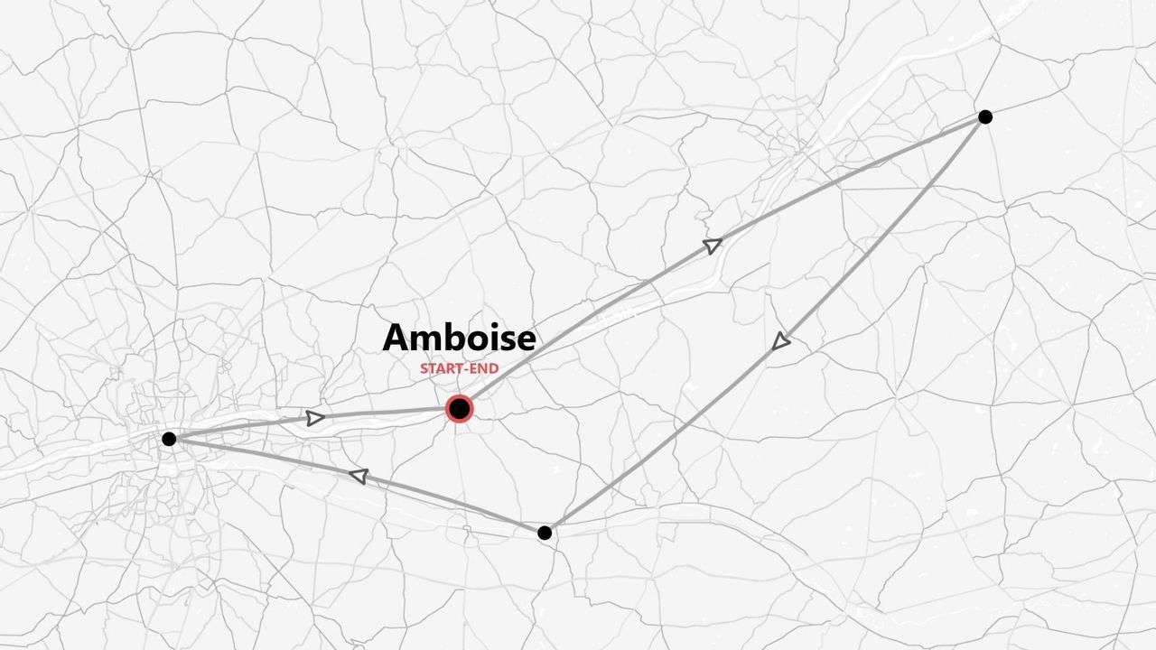 Une carte en niveaux de gris d'un itinéraire de voyage avec départ et arrivée à Amboise, France, montrant le parcours avec des lignes et des flèches.