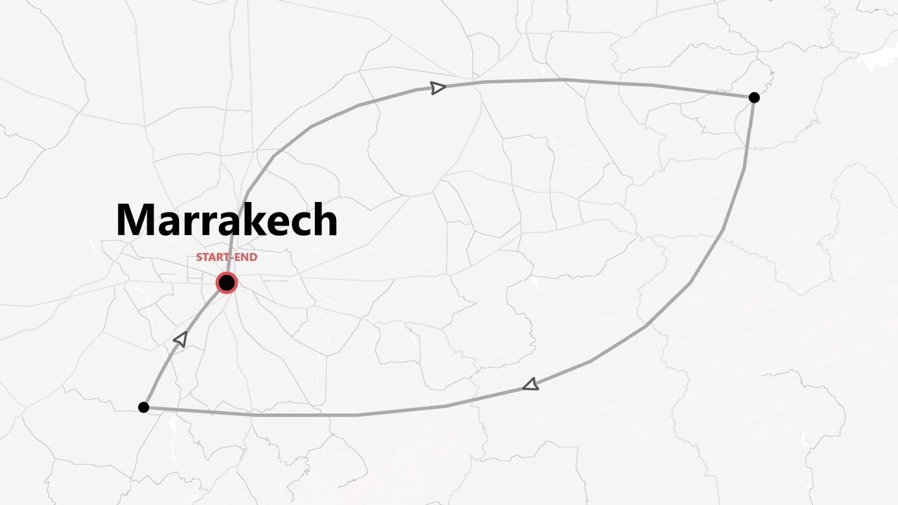 Una mappa di un itinerario di viaggio che mostra un percorso circolare con inizio e fine a Marrakech.