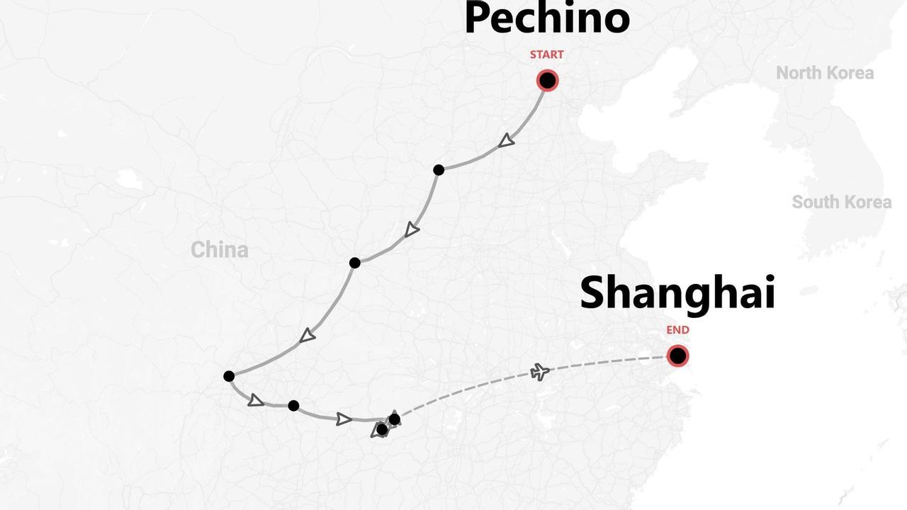 Mappa della Cina con un percorso di viaggio da Pechino a Shanghai.
