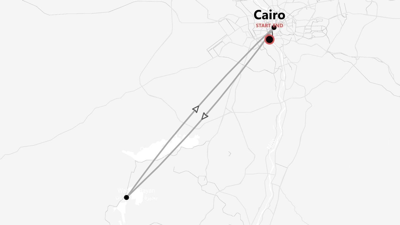 Una mappa che mostra un itinerario di viaggio di andata e ritorno dal Cairo a Wadi Rayan.