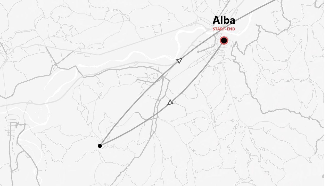 Una mappa stilizzata che mostra un itinerario con punto di partenza e arrivo ad Alba.